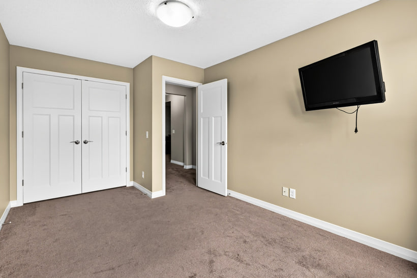 Second bedroom, 370 Silverado Way SW